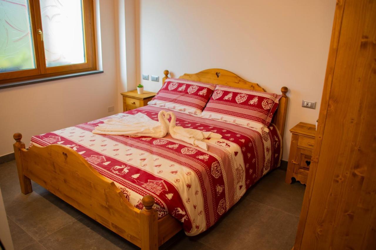 Sole Agriturismo Locatello ภายนอก รูปภาพ