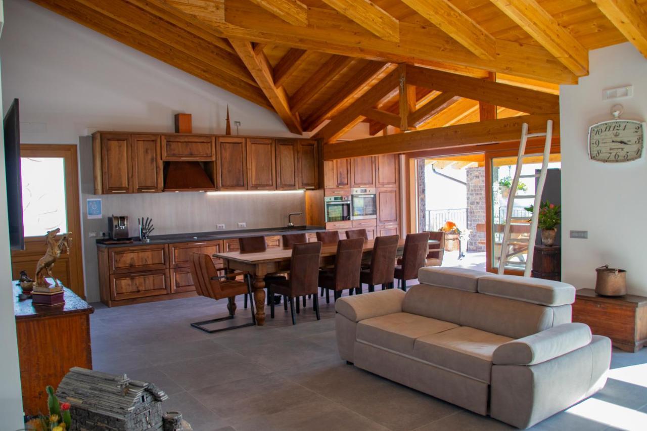 Sole Agriturismo Locatello ภายนอก รูปภาพ